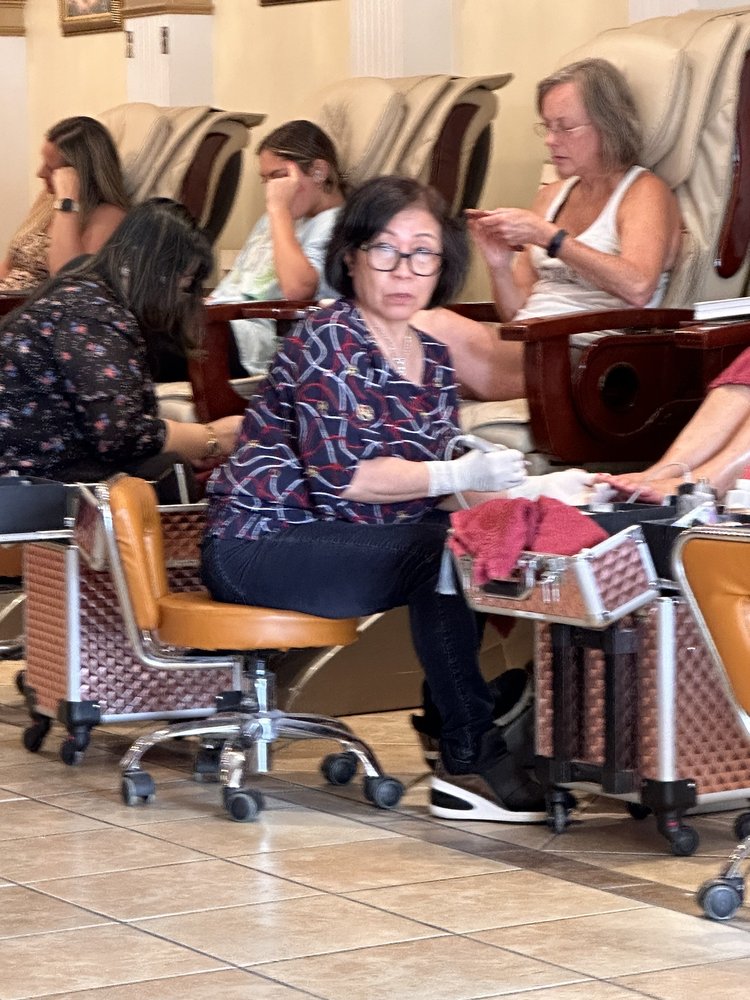 VT VICTORIA NAILS Updated September 2024 16 Reviews 402 E Church