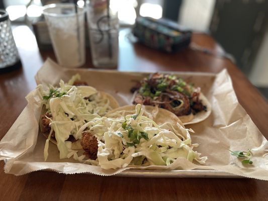 BTW - BURGERS TACOS WAFFLES by null