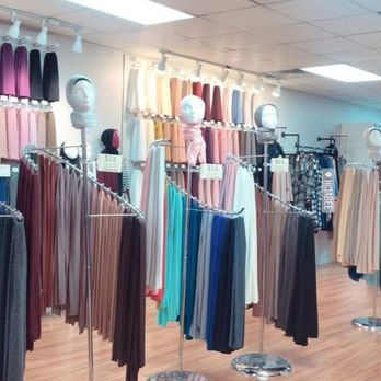 \"I&I STORE × RAJABROOKE\" HIJAB I&I STORE × RAJABROOKE HIJAB