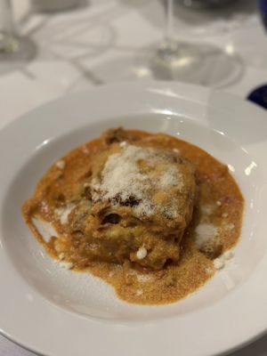 Sandro's by null