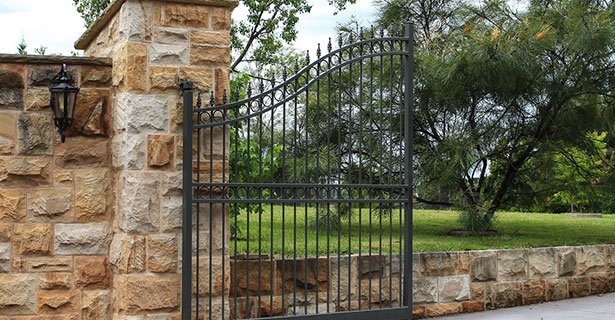 Soulard Garage Door and Fence Company - Garage Door Contractor in Maryland Heights, MO