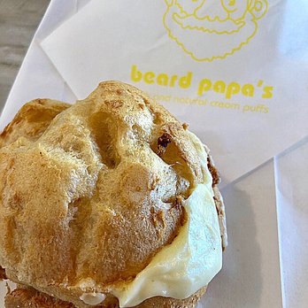 Beard Papa's - Crime brûlée - Desserts Near Me - Cupertino, California
