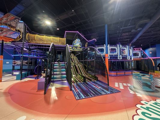 Me Land Chantilly by null