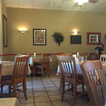 Don Michael's - Dining Area - right before it began to fill up! - Italian Near Me - Las Vegas, Nevada