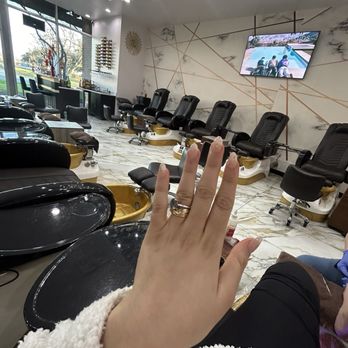 Adore Nail Lounge - Cute pedi spas - Nail Salons Near Me - Austin, Texas