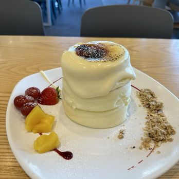 Motto Tea Cafe - Creme Brulee Souffle Pancakes - Bubble Tea Near Me - San Gabriel, California