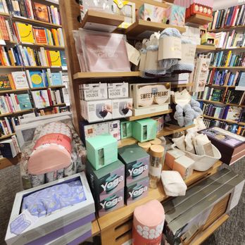 Barnes & Noble - Bookstores Near Me - Kendall, Florida Barnes & Noble - Bookstores Near Me - Kendall, Florida