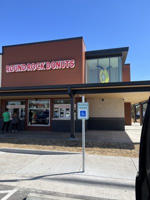 Round Rock Donuts by null