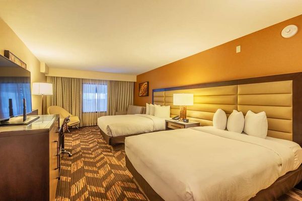 DoubleTree by Hilton Hotel Lawrence by null