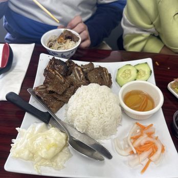 Pho House - Korean Short Ribs w/ Rice - Vietnamese Near Me - Lawndale, California