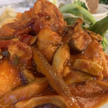 The Davenport Press - Seafood Near Me - Mineola, New York