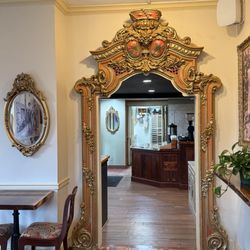 The Olde Bartley House - Interior beauty