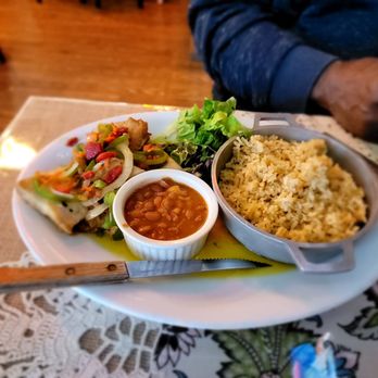 Boriken Restaurant - Snapper fillet - Puerto Rican Near Me - Beaverton, Oregon