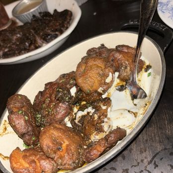 Armitage Alehouse - Crispy Bombay Potato - Pubs Near Me - Chicago, Illinois Armitage Alehouse - Crispy Bombay Potato - Pubs Near Me - Chicago, Illinois
