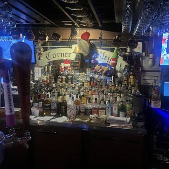 Corner Galley - American Near Me - Massapequa, New York Corner Galley - American Near Me - Massapequa, New York