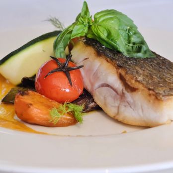 Flora - filet de loup sauvage - French Near Me - Villeneuve-Loubet, 01 Flora - filet de loup sauvage - French Near Me - Villeneuve-Loubet, 01