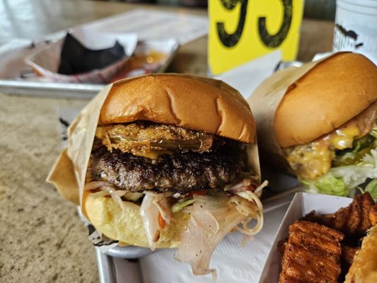 Grindhouse Killer Burgers by null