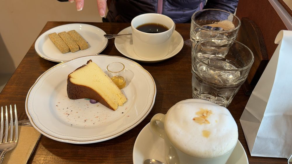 Brown Books Cafe