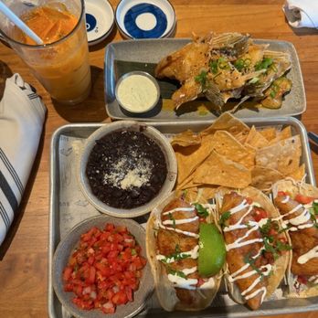 Pacific Catch - Sushi "Taco" Trio Mix & Match Thai Iced Tea Housemade - Seafood Near Me - Walnut Creek, California