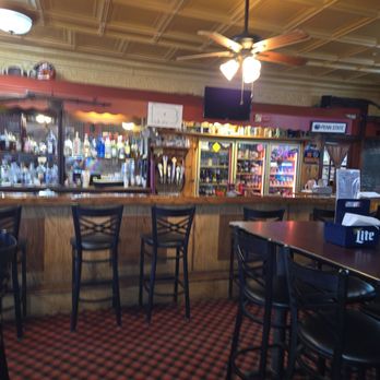 Dave & Ruby’s Oak Grove Tavern - Great tavern with ample beverage choices. - Chicken Wings Near Me - Avis, Pennsylvania