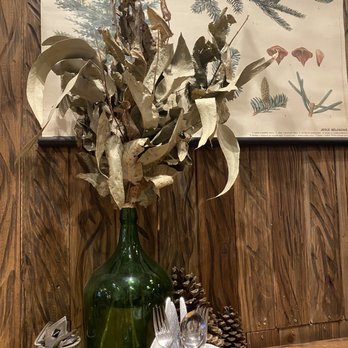 Floresta Cafe By Hungry Biker - Plant decor - Breakfast & Brunch Near Me - Porto, 13