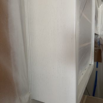 Hill Country Painting - Poorly painted cabinets - Painters Near Me - Pflugerville, Texas