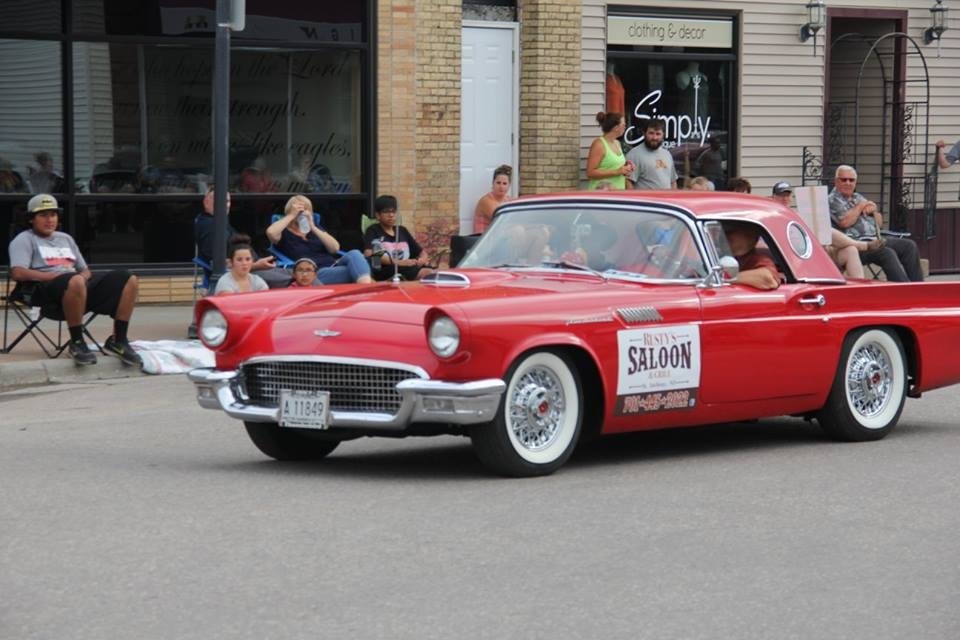 Social spots from Rusty's Saloon & Grill