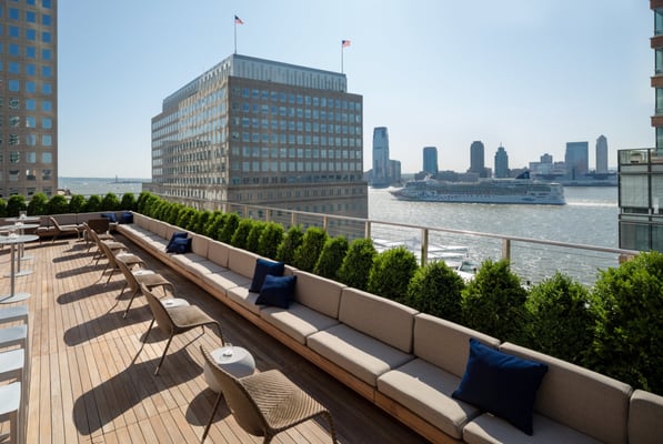 Loopy Doopy Rooftop Bar by null