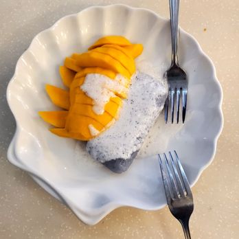 Talay Thai Cuisine - Mango sticky rice. - Thai Near Me - Miramar Beach, Florida Talay Thai Cuisine - Mango sticky rice. - Thai Near Me - Miramar Beach, Florida