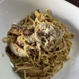 Shiitake Garlic Noodles