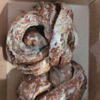 Sanctuary Coffee Refuge - Cinnamon bun with cardamom. - Coffee & Tea Near Me - Fresno, California