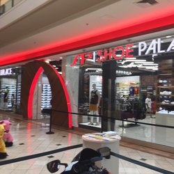 Shoe Palace