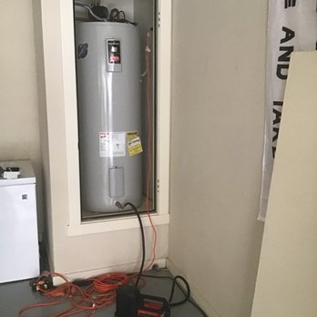 Rely On Master Gas & Plumbing - Old water heater (before!) - Water Heater Installation/Repair Near Me - Rowlett, Texas Rely On Master Gas & Plumbing - Old water heater (before!) - Water Heater Installation/Repair Near Me - Rowlett, Texas