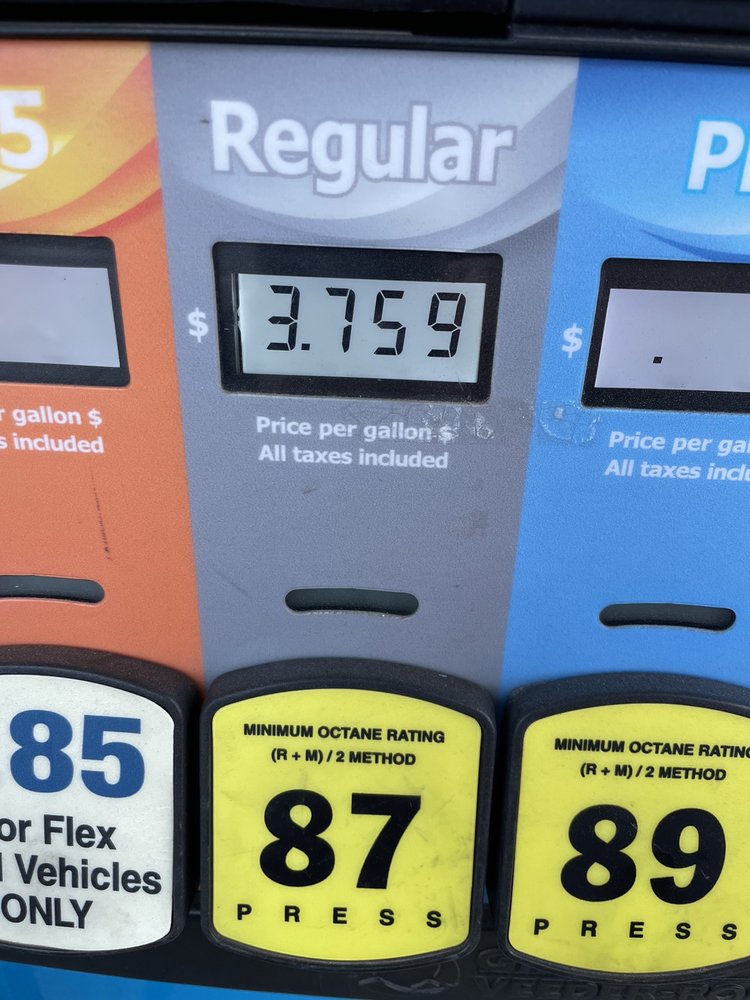 BUSY BEE STORES Updated August 2024 10 Photos 3980 Austin Blvd