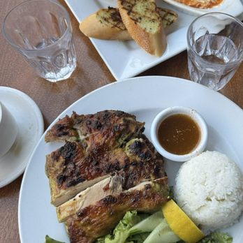 Queen Mother Cafe - Asian Fusion Near Me - Toronto, Ontario