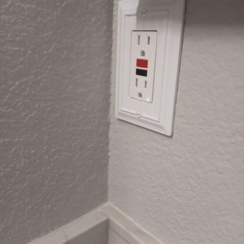 JG Electric - GFCI outlet - Electricians Near Me - Roseville, California JG Electric - GFCI outlet - Electricians Near Me - Roseville, California