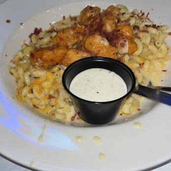 Baumhower's Victory Grille - Sports Bars Near Me - Auburn, Alabama Baumhower's Victory Grille - Sports Bars Near Me - Auburn, Alabama