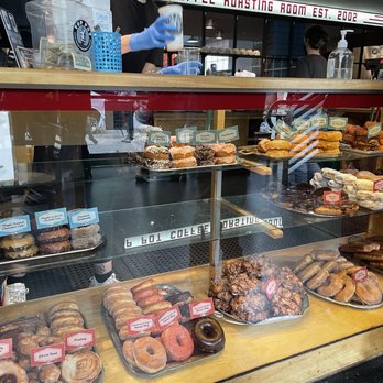 Top Pot Doughnuts - Lots of varieties - Bakeries Near Me - Seattle, Washington