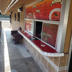New York Pizza - Pick up counter