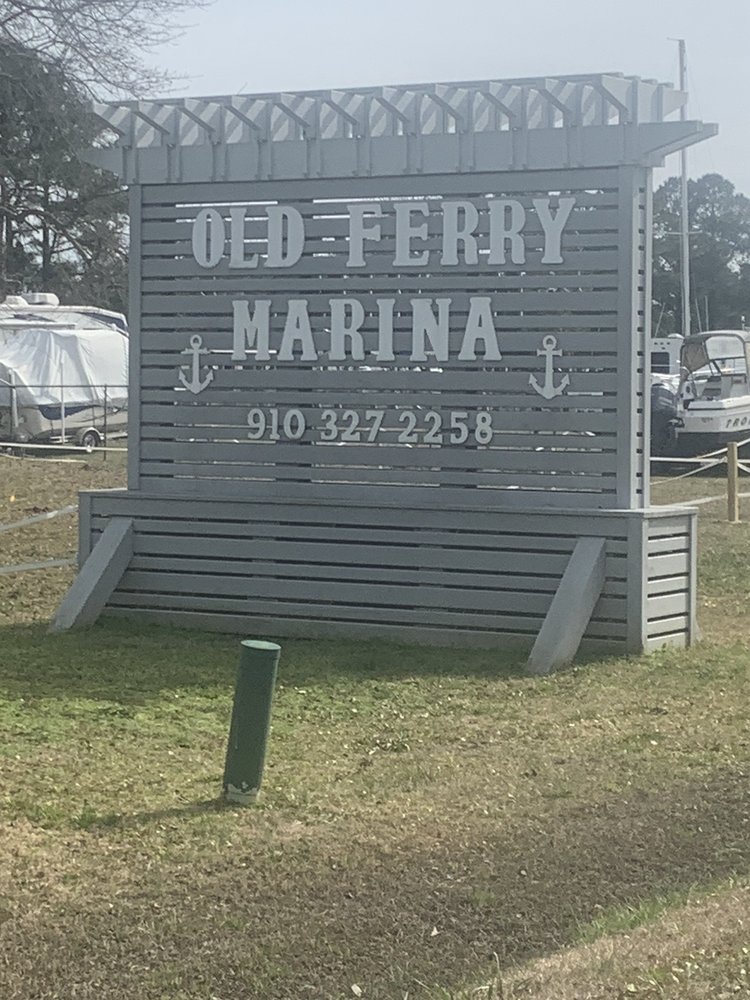 OLD FERRY MARINA Updated October 2024 12 Photos 150 Old Ferry Rd