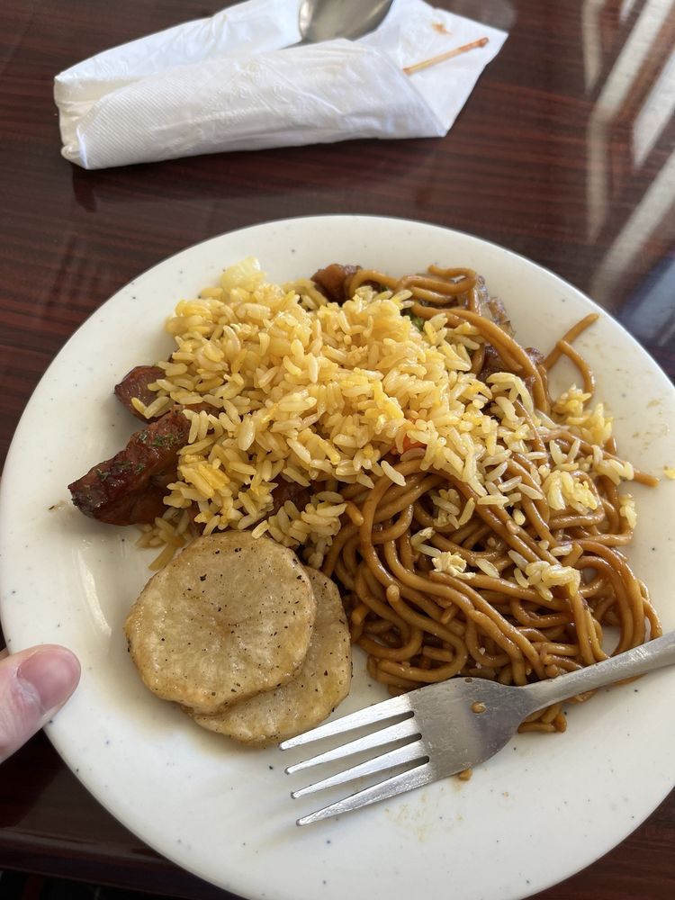 Grand Shanghai Buffet Logo