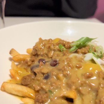 P.S. Kitchen - chilli chz fries - Vegetarian Near Me - New York, New York P.S. Kitchen - chilli chz fries - Vegetarian Near Me - New York, New York