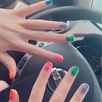 Luxia Nails and Spa - No chip on natural nails! - Nail Salons Near Me - Naperville, Illinois Luxia Nails and Spa - No chip on natural nails! - Nail Salons Near Me - Naperville, Illinois