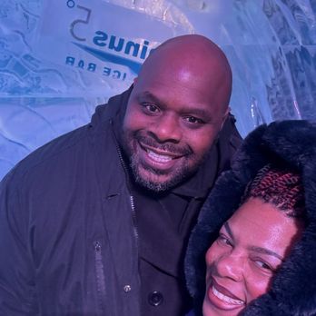 minus5 ICEBAR - Random selfie - Cocktail Bars Near Me - Las Vegas, Nevada minus5 ICEBAR - Random selfie - Cocktail Bars Near Me - Las Vegas, Nevada