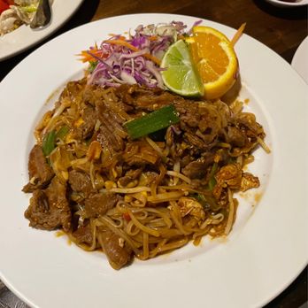 Malakor Thai Cafe - Beef Pad Thai - Thai Near Me - West Palm Beach, Florida Malakor Thai Cafe - Beef Pad Thai - Thai Near Me - West Palm Beach, Florida