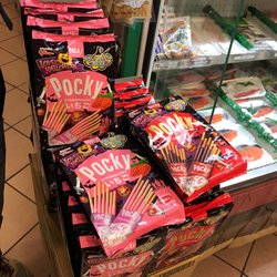 Sunshine Mart - Halloween style pocky