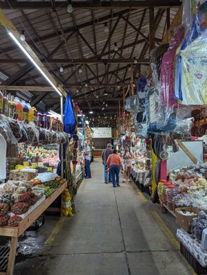 Azteca Farmers Market by null
