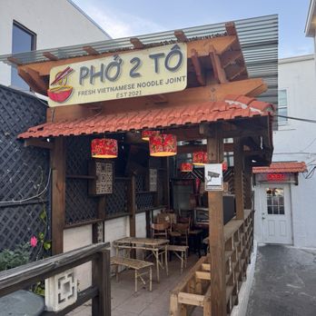 Pho 2 Tô - back seating is cutie too - Vietnamese Near Me - Orlando, Florida Pho 2 Tô - back seating is cutie too - Vietnamese Near Me - Orlando, Florida