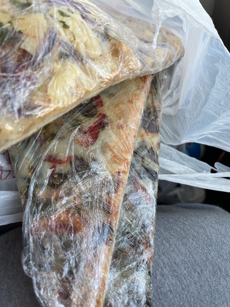 SLICE FACTORY Updated October 2024 504 N Mannheim Rd, Bellwood