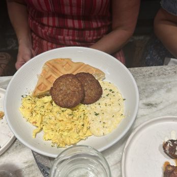 Ms. Icey's Kitchen & Bar - chicken sausage (brunch) - Bars Near Me - Decatur, Georgia